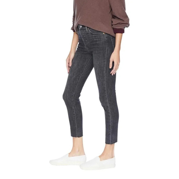 Levi's Womens Size 28 Wedgie Skinny  Grey Wash Frayed Hem Jeans - Picture 1 of 16